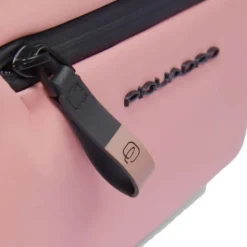 Beauty Donna PIQUADRO in Tessuto Impermeabile Linea Corner colore Rosa - BY6380C2OW
