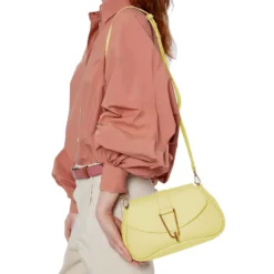 Borsa Donna a Mano con Tracolla COCCINELLE in Pelle linea Himma colore Lime Wash