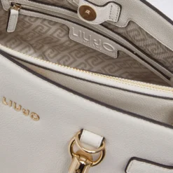 Borsa Donna a Mano Media LIU JO Better effetto Bottalato color Crema con Charm