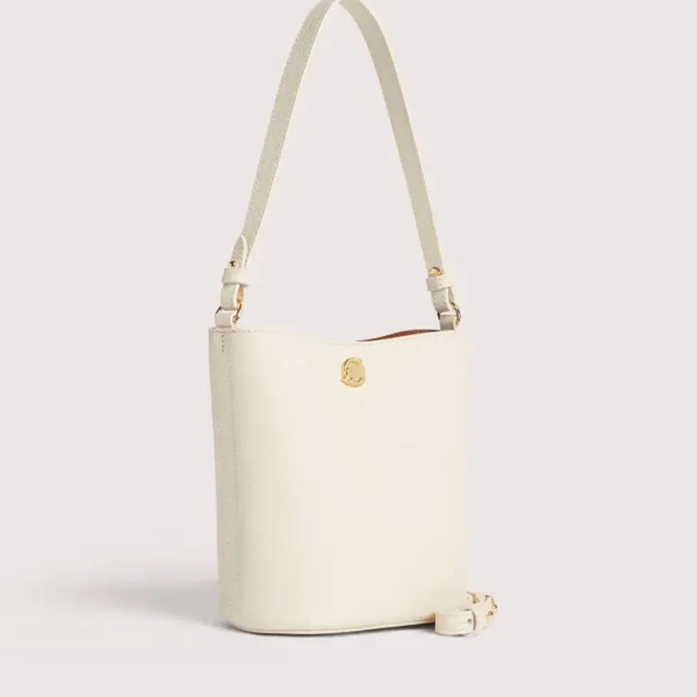 Borsa Donna a Spalla COCCINELLE Linea Nikla Mini Colore Pearl - Cognac