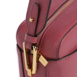 Borsa Donna a Tracolla chiusa con Zip COCCINELLE in Pelle Linea Liya Signature colore Rosewood