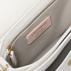 Borsa Donna a Tracolla COCCINELLE in Pelle Martellata linea C-Me Small Colore Pearl