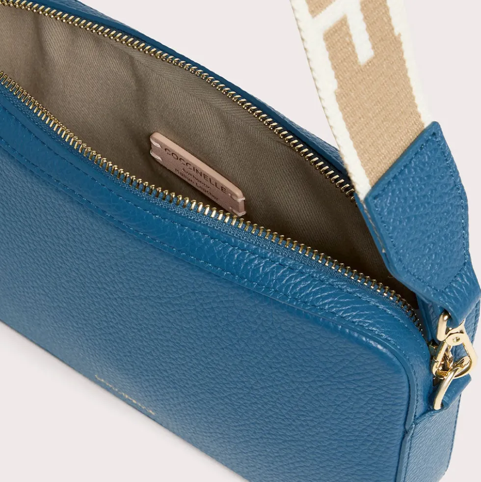 Borsa Donna a Tracolla COCCINELLE Linea Tebe Colore Deep Blue