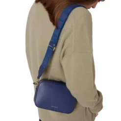 Borsa Donna a Tracolla COCCINELLE Linea Tebe Colore Deep Blue - E5MN555I101