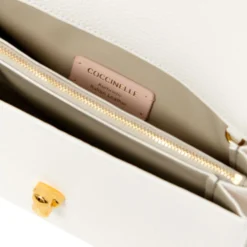 Borsa Donna a Tracolla COCCINELLE in Pelle linea Binxie Medium colore Brillant White