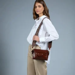 Borsa Donna a Tracolla THE BRIDGE linea Frida in Pelle Marrone