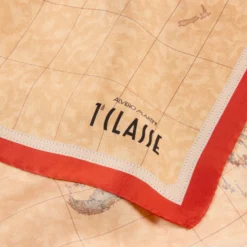 Foulard 50 x 50 cm 1A Classe Alviero Martini in Seta stampa Geo Classic e Rosso Papavero 3250