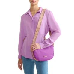 Mezzaluna Piccola a Tracolla 1A Classe Alviero Martini linea Breeze Nylon Viola GZ67