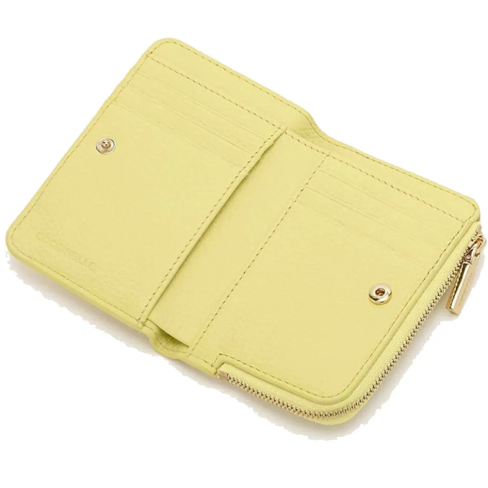 Portacarte Piccolo con Doppio Scomparto COCCINELLE in Pelle Linea Metallic Soft colore Lime Wash