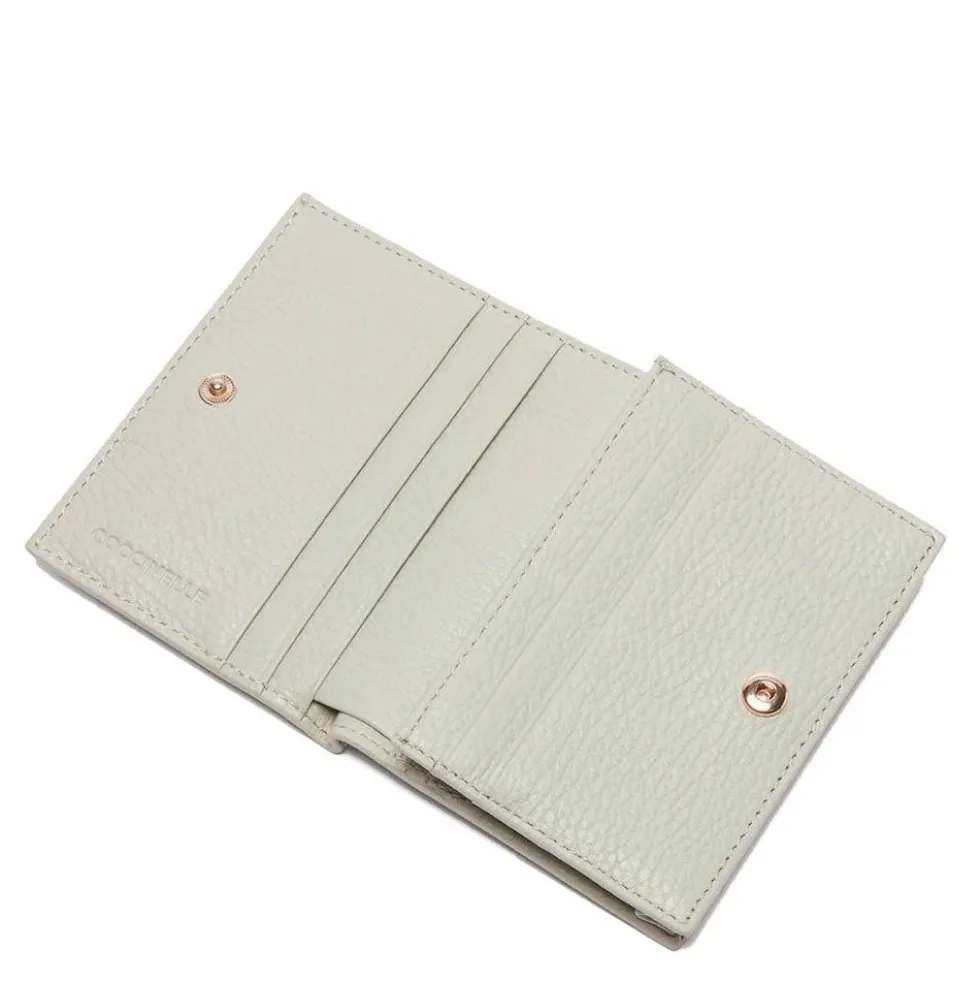 Portafoglio Donna Mini COCCINELLE in Pelle Linea Metallic Soft colore Celadon Green Chiuso con Bottone