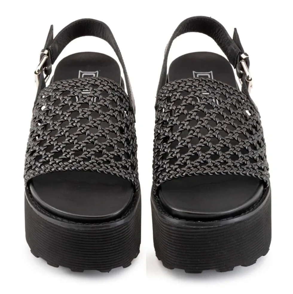 Sandali Donna CULT Nancy 4746 in Pelle Intrecciata Nera