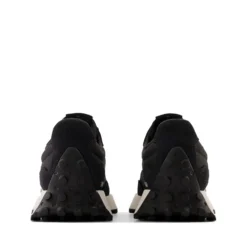 Scarpe Donna NEW BALANCE Sneakers 327 in Suede e Mesh colore Black e Sea Salt
