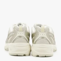 Sneakers Running Donna NEW BALANCE 530 in Tessuto Sintetico e Mesh Gold Metallic e Linen