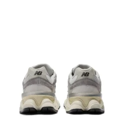 Sneakers Running NEW BALANCE 9060 in Suede e Tessuto Rain Cloud Castlerock e White