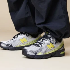 Sneakers Running NEW BALANCE 740 in Tessuto Sintetico e Mesh colore White Black Yellow