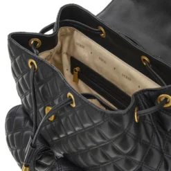 Zaino Donna GUESS Linea Giully Colore Nero Chiuso con Pattina e Coulisse